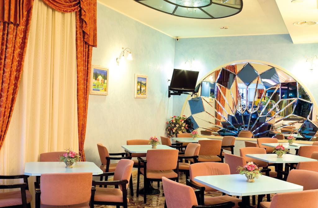 Hotel Pineta Беллария-Иджеа-Марина Экстерьер фото